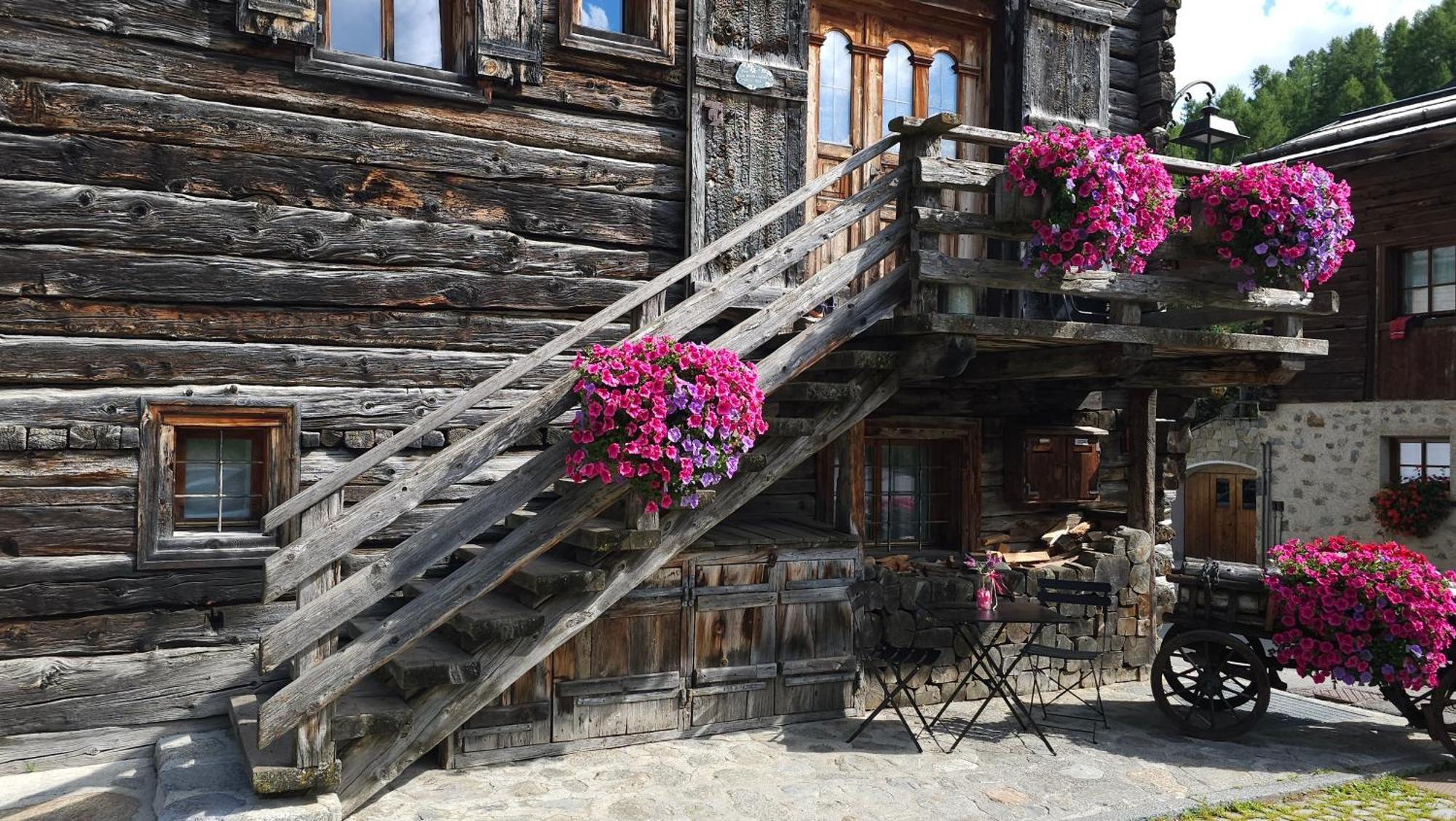 Chalet Canton Livigno Eksteriør bilde